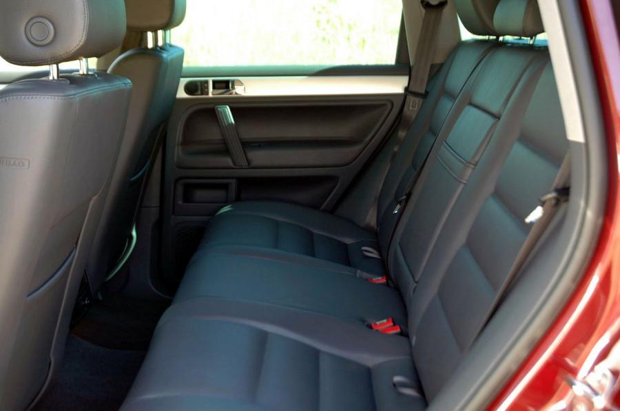  Volkswagen Touareg V6 TDi 2009 года  (фото 19 из 24)